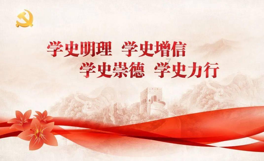 小萌妹的甜美装扮